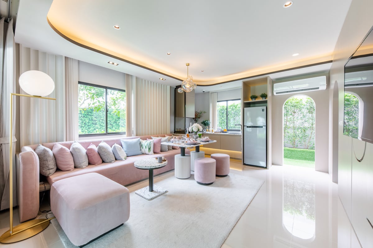 พื้นที่ชั้นหนึ่งแบบ Open plan ทาวน์โฮม PLENO สุขสวัสดิ์ 30 (2)